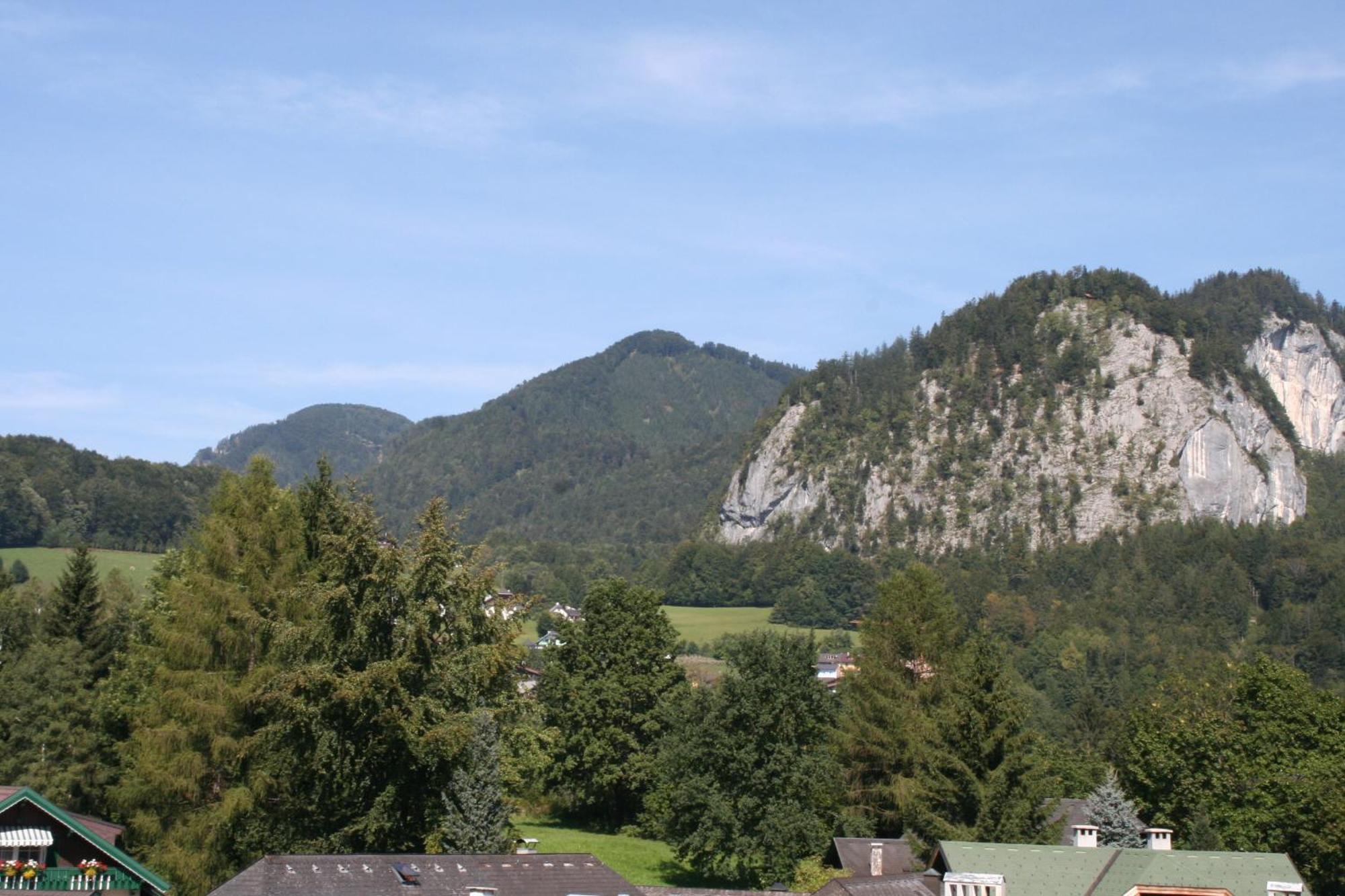 Hotel-Garni Schernthaner Sankt Gilgen Exteriör bild