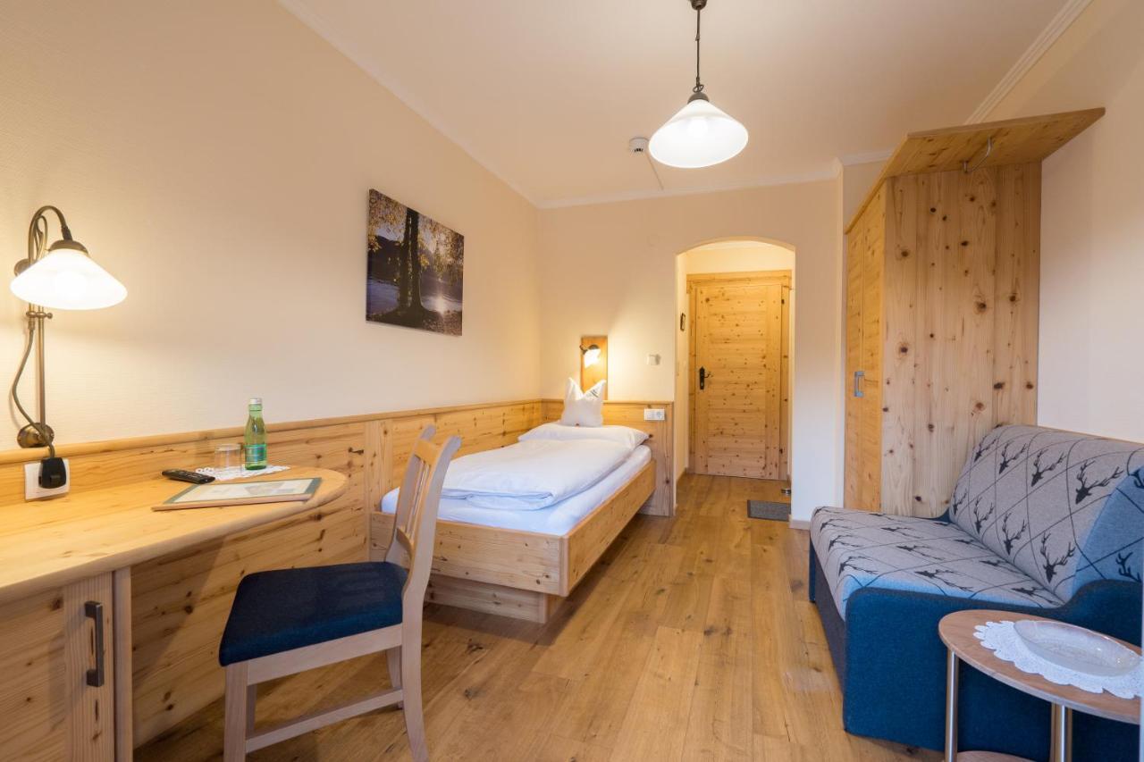 Hotel-Garni Schernthaner Sankt Gilgen Exteriör bild